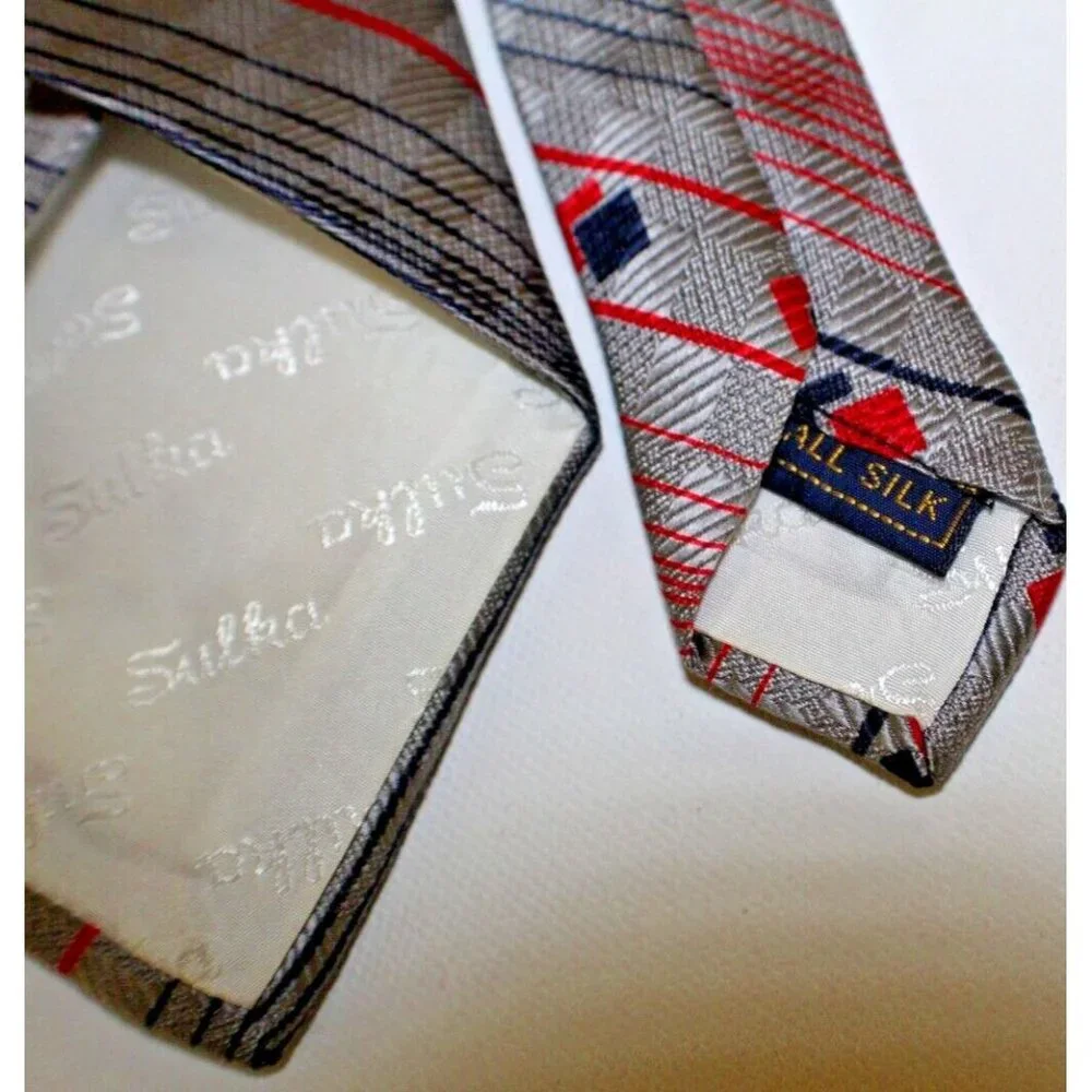 Vintage Sulka Silk Tie‎ Geometric Pattern